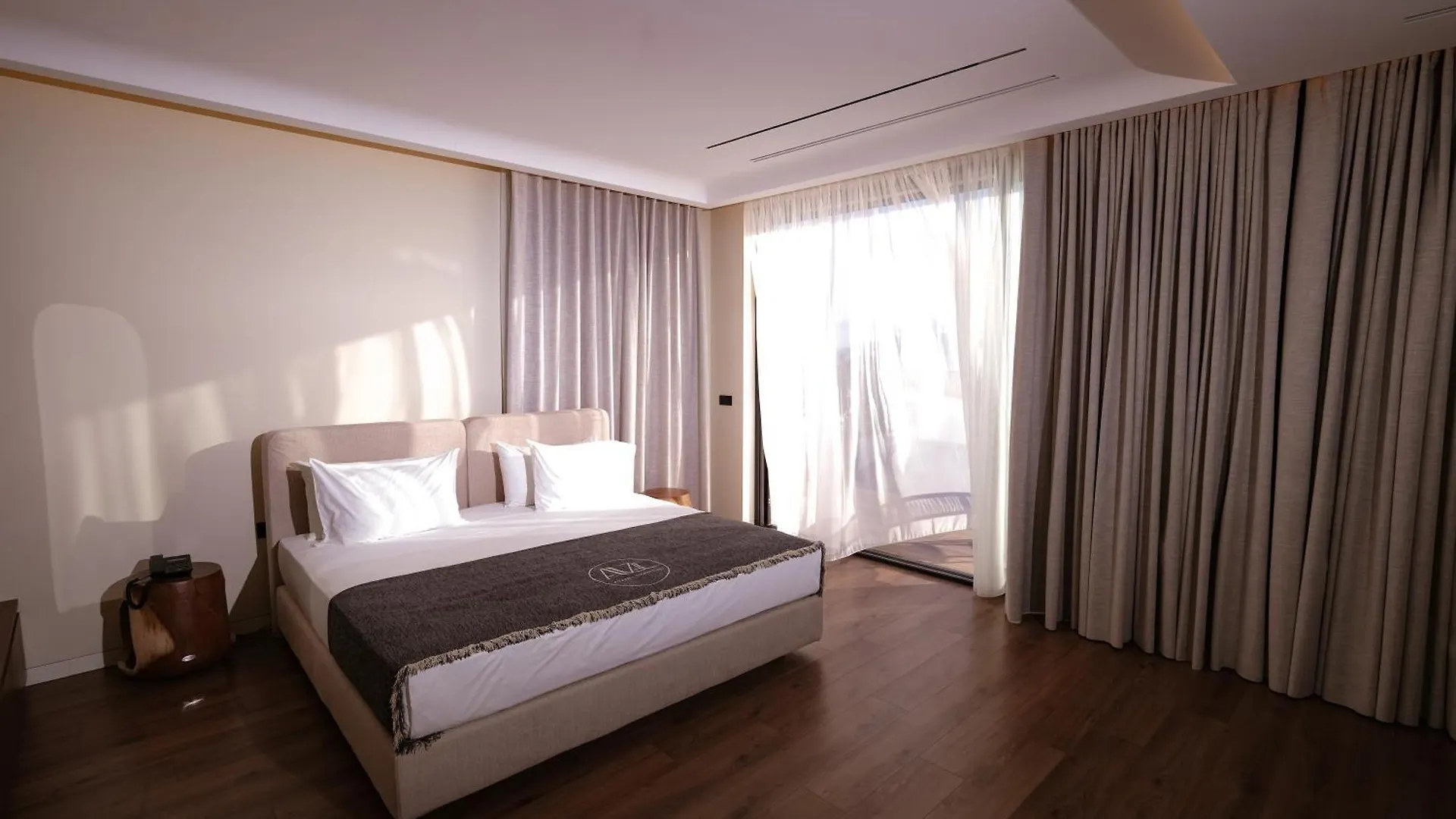 Avanel Signature Saranda Hotel