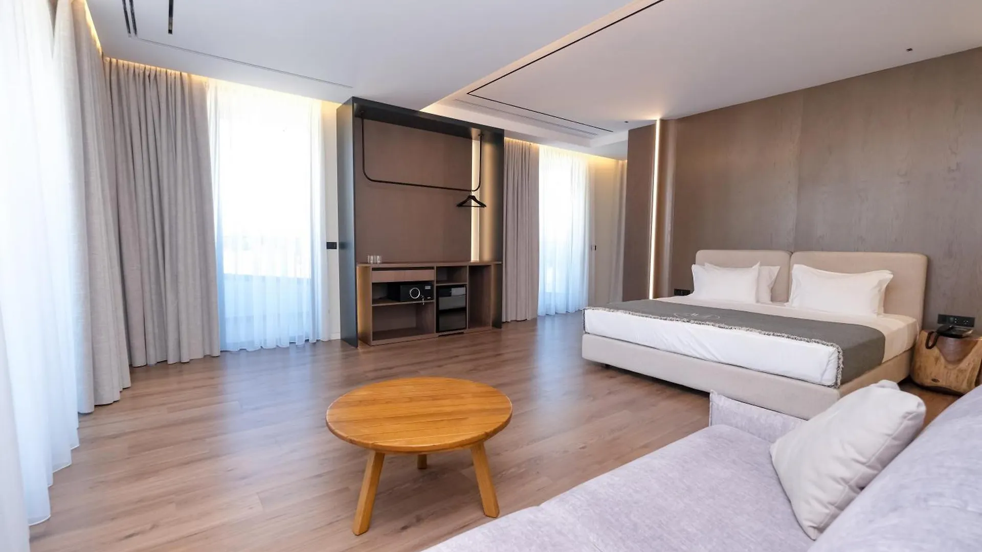 Hotel Avanel Signature Saranda